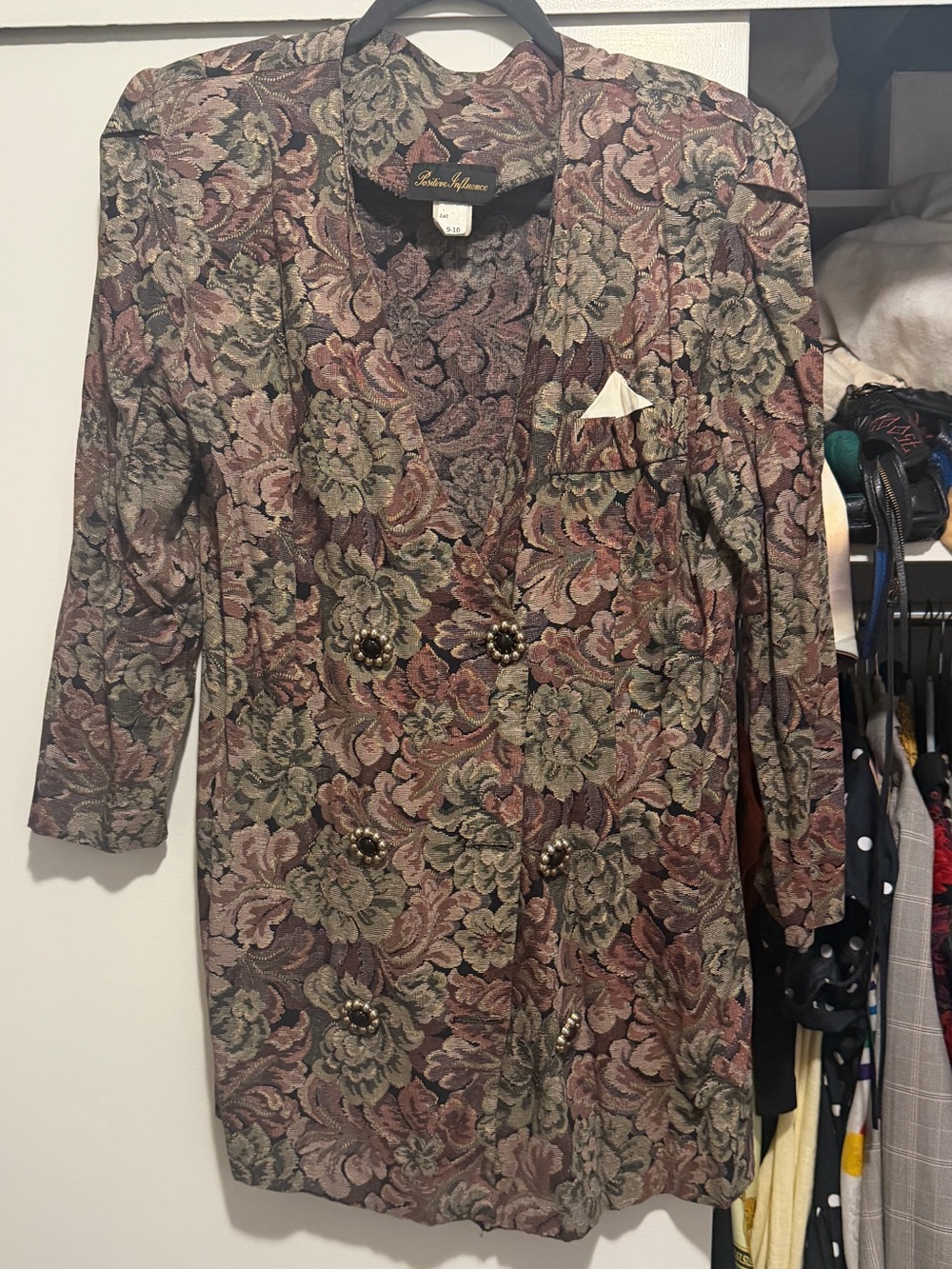 Thin vintage paisley blazer